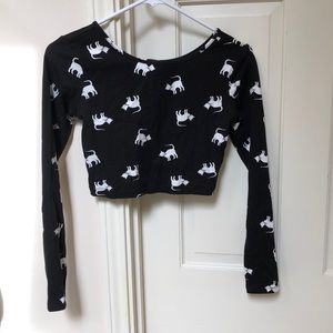 Cat patterned long sleeve crop top!